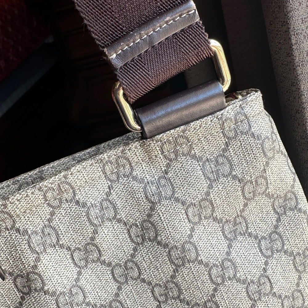 Gucci Beige and Brown Monogram Canvas - Picture 10 of 13
